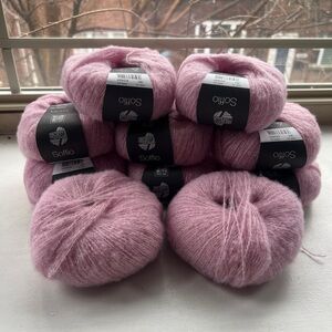 Soffi Pink Yarn Bundle